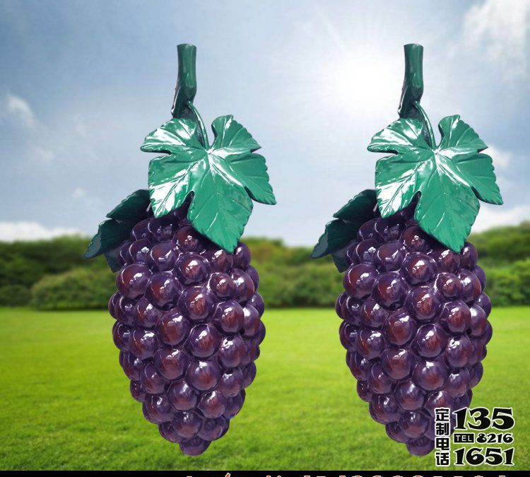 農(nóng)場(chǎng)藤條擺放仿真葡萄玻璃鋼水果雕塑 農(nóng)場(chǎng)藤條擺放仿真葡萄玻璃鋼水果雕塑