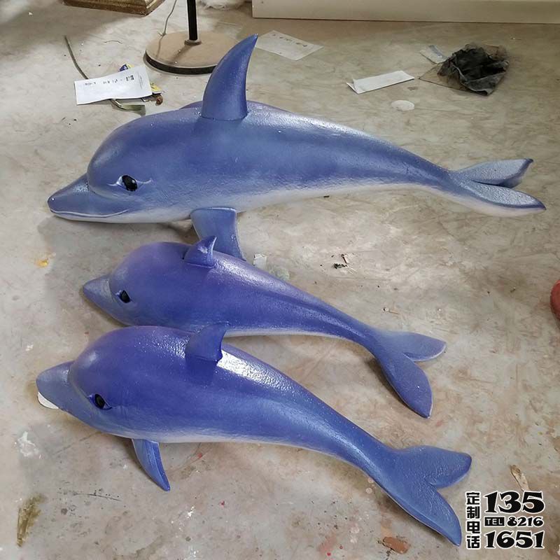 海邊三只玻璃鋼彩繪海豚雕塑 海邊三只玻璃鋼彩繪海豚雕塑