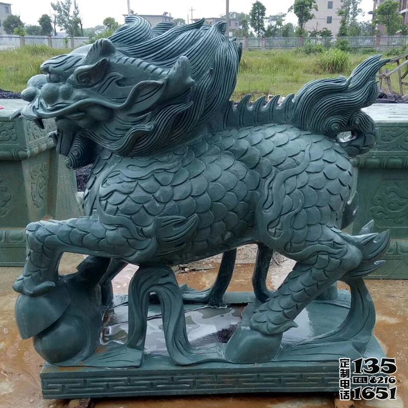 景區(qū)玻璃鋼仿古動物神獸麒麟雕塑 景區(qū)玻璃鋼仿古動物神獸麒麟雕塑