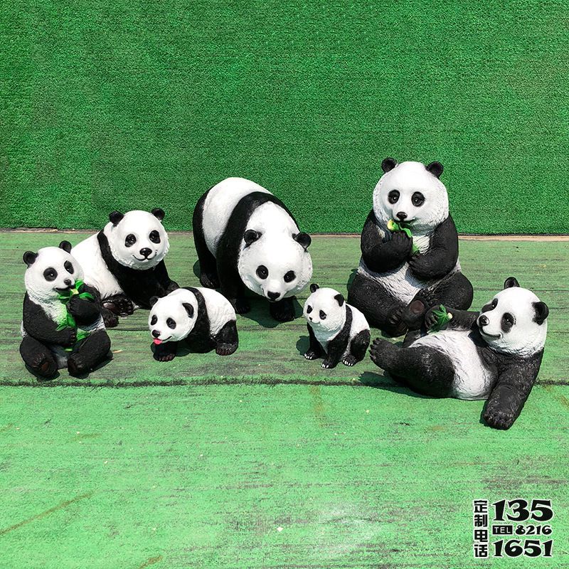 景區玻璃鋼仿真動物熊貓雕塑 景區玻璃鋼仿真動物熊貓雕塑