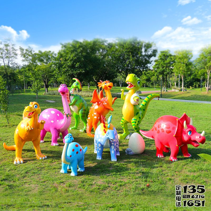 景區(qū)戶外玻璃鋼彩繪卡通恐龍雕塑 景區(qū)戶外玻璃鋼彩繪卡通恐龍雕塑