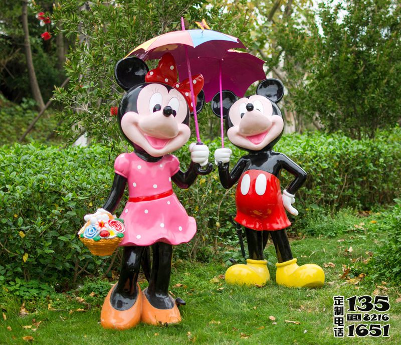 游樂園玻璃鋼彩繪卡通米老鼠雕塑 游樂園玻璃鋼彩繪卡通米老鼠雕塑