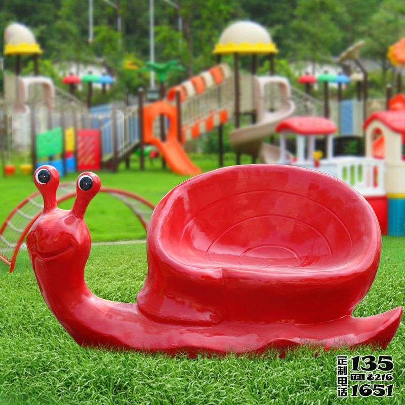 幼兒園玻璃鋼創意抽象蝸牛雕塑 幼兒園玻璃鋼創意抽象蝸牛雕塑