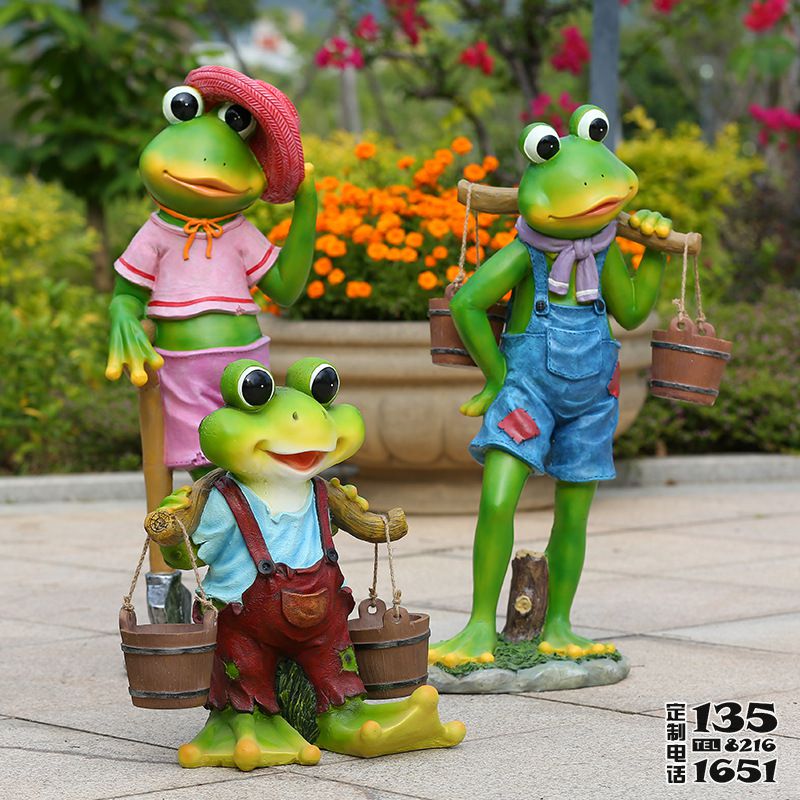 景區公園玻璃鋼開通彩繪青蛙雕塑 景區公園玻璃鋼開通彩繪青蛙雕塑