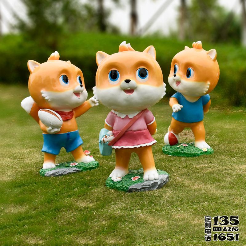 公園景區玻璃鋼卡通彩繪松鼠雕塑 公園景區玻璃鋼卡通彩繪松鼠雕塑