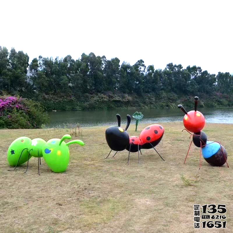 庭院公園玻璃鋼卡通彩繪創意螞蟻雕塑 庭院公園玻璃鋼卡通彩繪創意螞蟻雕塑