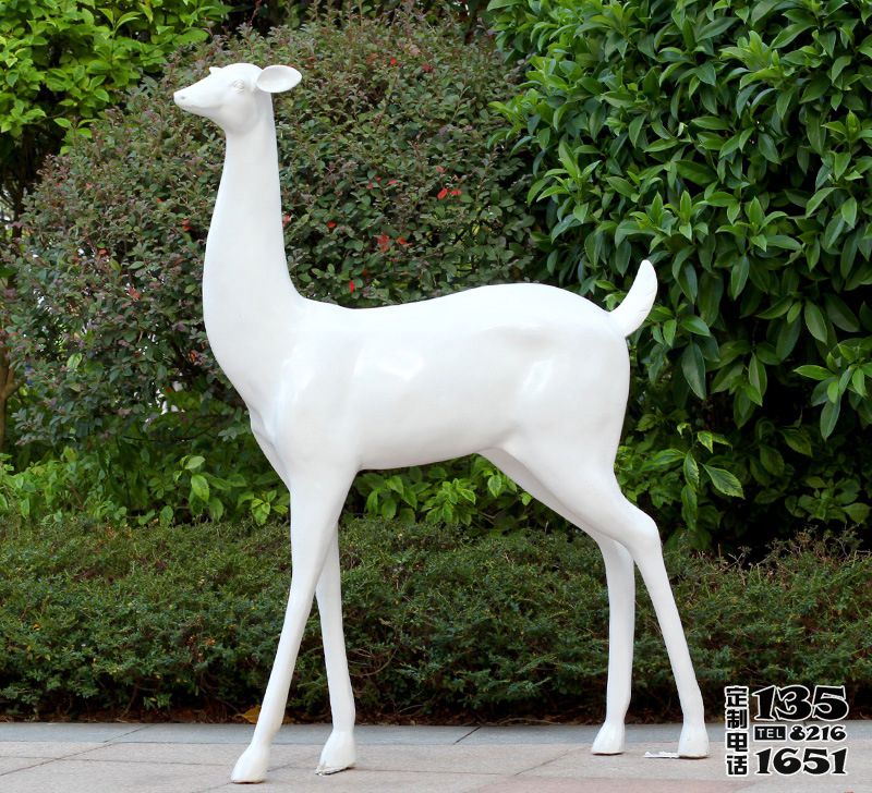 別墅小區玻璃鋼仿真鹿雕塑 別墅小區玻璃鋼仿真鹿雕塑