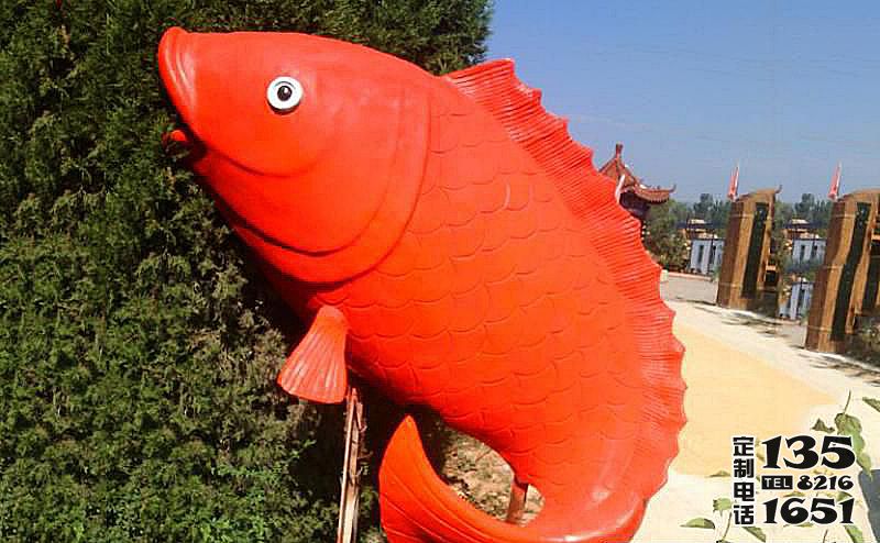 戶外公園玻璃鋼仿真鯉魚(yú)雕塑 戶外公園玻璃鋼仿真鯉魚(yú)雕塑